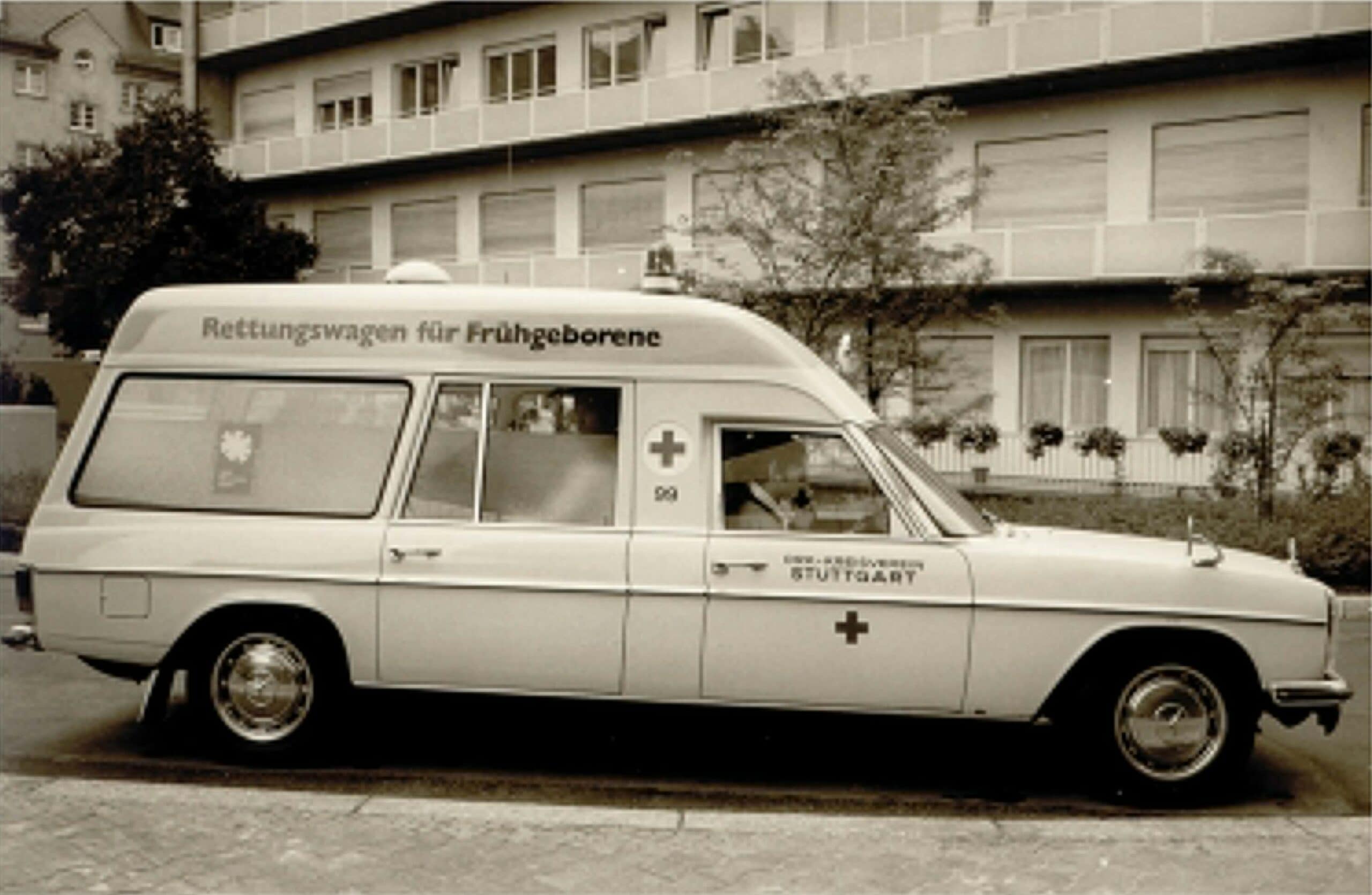Baby-Notarztwagen 1974: Mercedes-Benz 240 D "Rettungswagen für Frühgeborene Stuttgart"