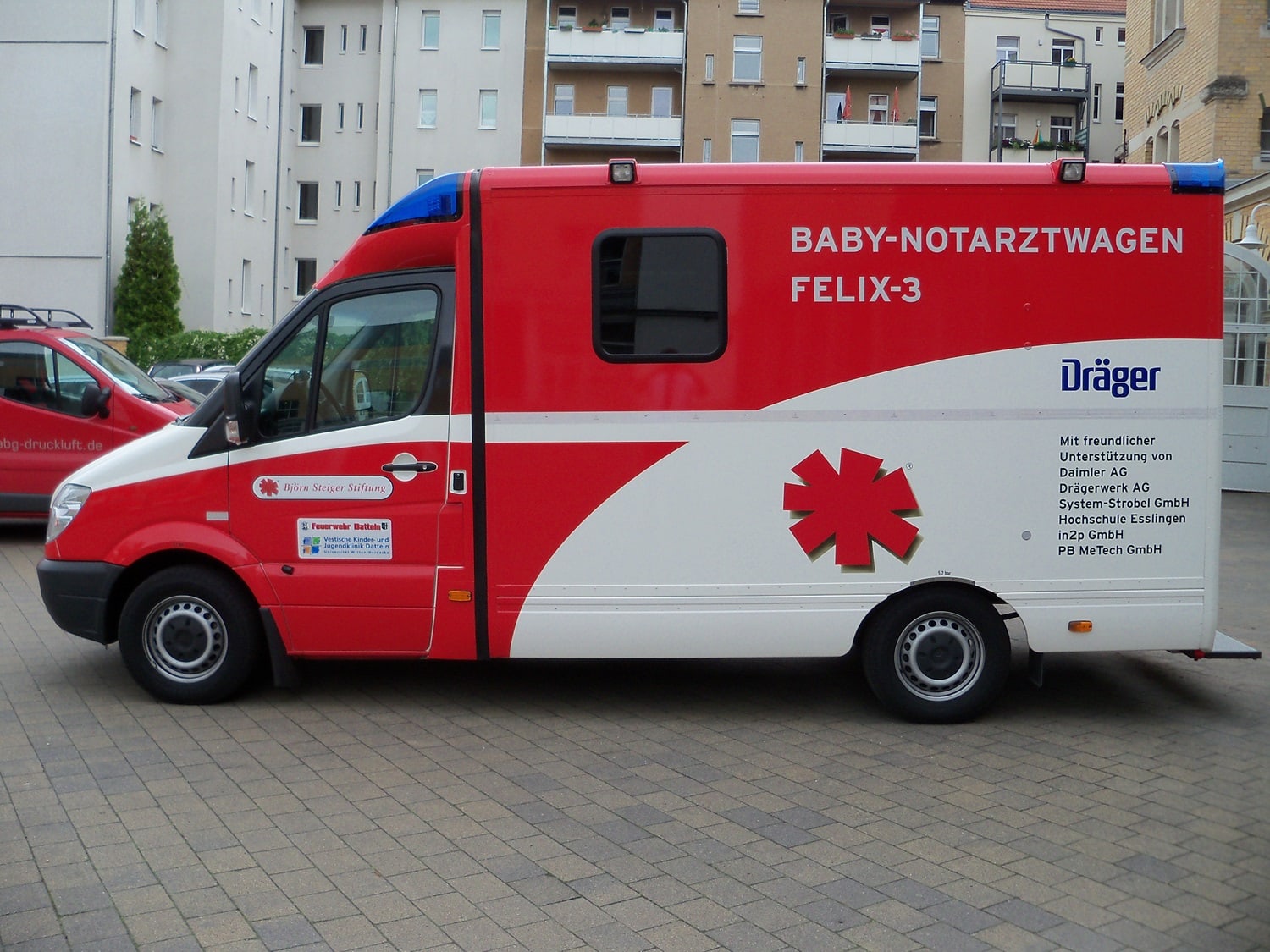 Baby-Notarztwagen 2012: Mercedes Sprinter „Felix 3“ Datteln